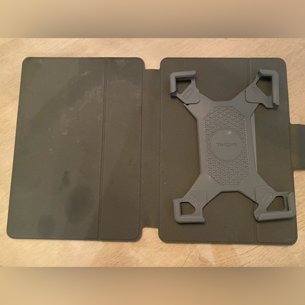 Tablet Case Adjustable - Picture 2 of 3